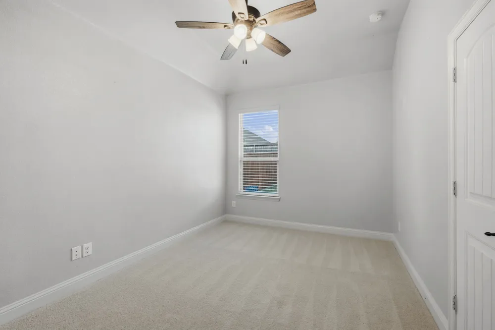 916 Llano Falls Drive McKinney, TX 75071