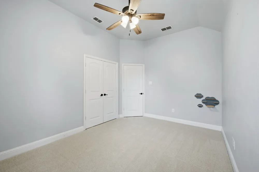 916 Llano Falls Drive McKinney, TX 75071