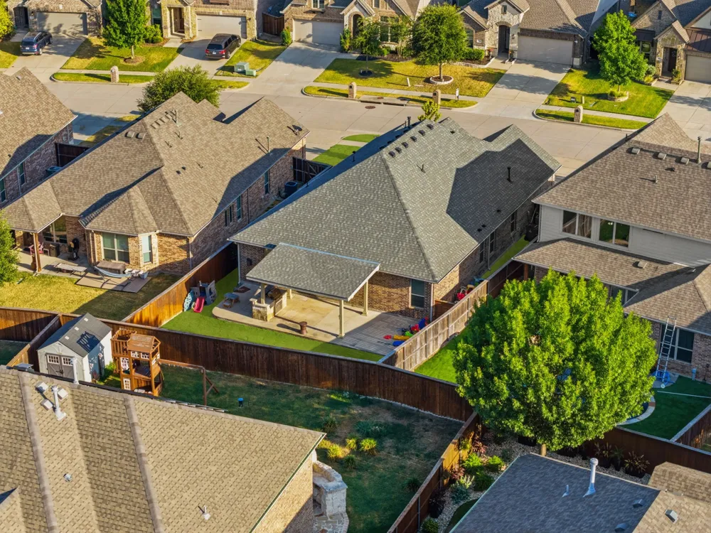 916 Llano Falls Drive McKinney, TX 75071