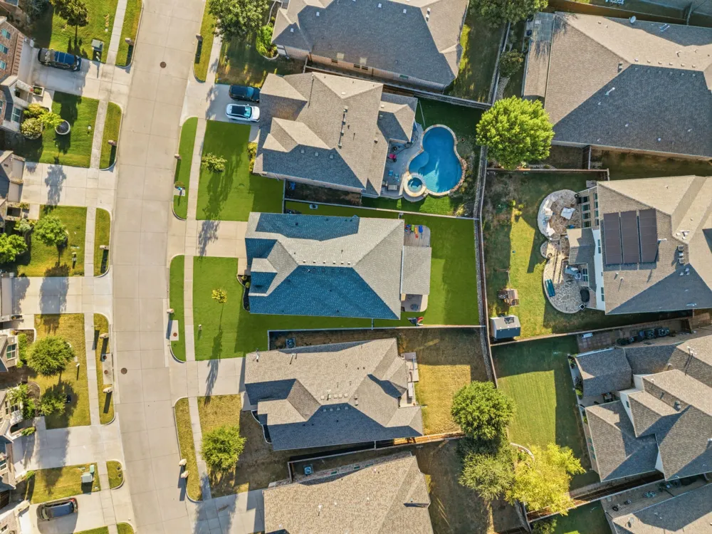 916 Llano Falls Drive McKinney, TX 75071
