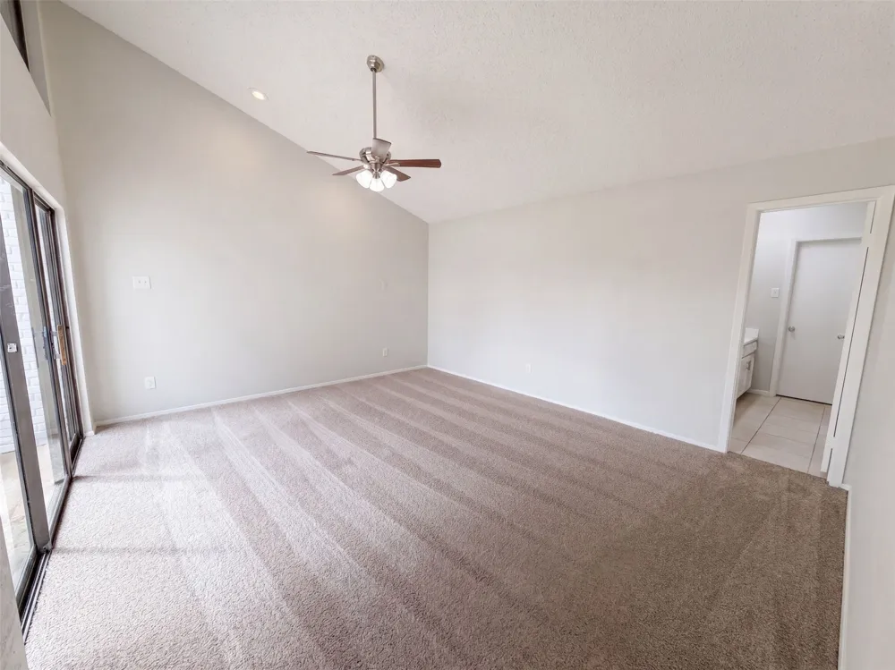 742 Hummingbird Circle Lewisville, TX 75067