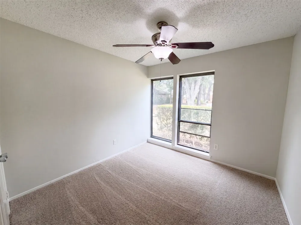 742 Hummingbird Circle Lewisville, TX 75067