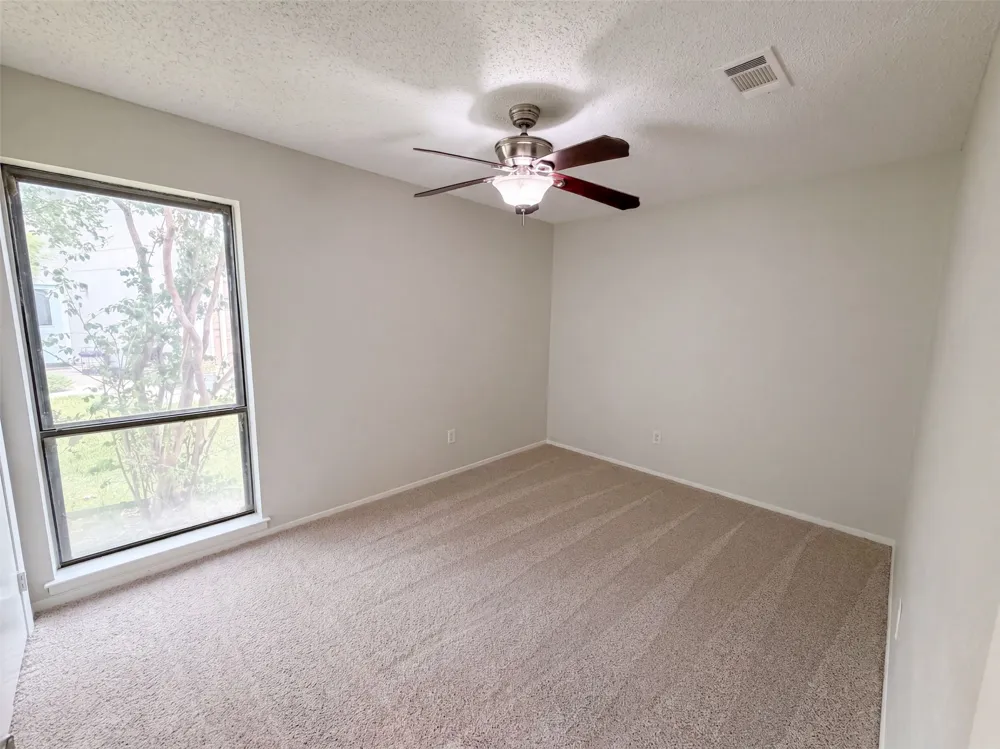 742 Hummingbird Circle Lewisville, TX 75067