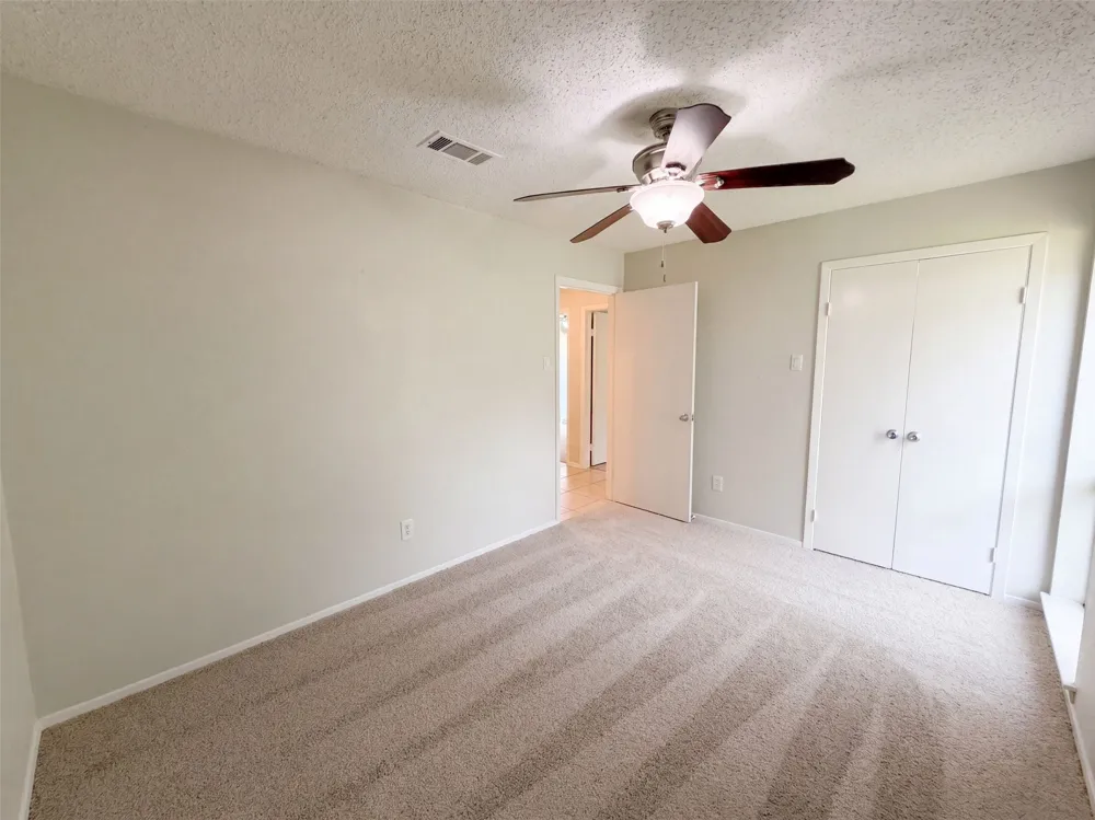 742 Hummingbird Circle Lewisville, TX 75067