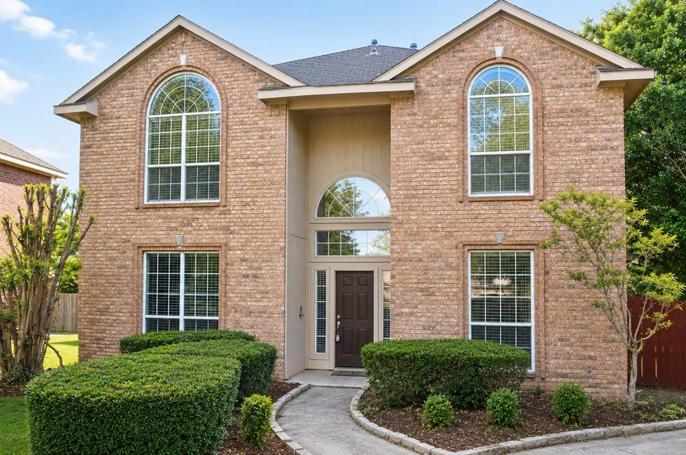 2815 Baze Road Euless, TX 76039