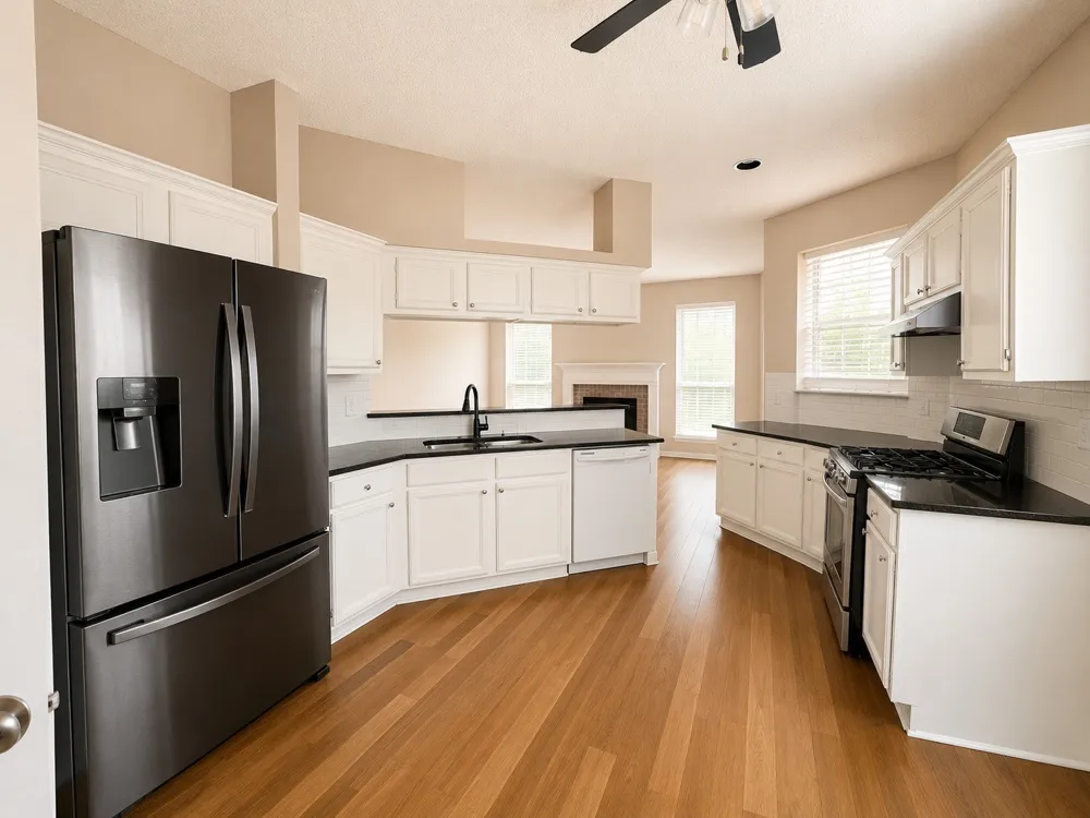 2815 Baze Road Euless, TX 76039