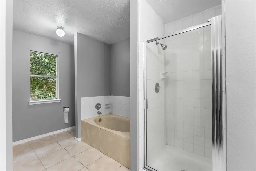 3802 Apple Hollow Lane Humble, TX 77396