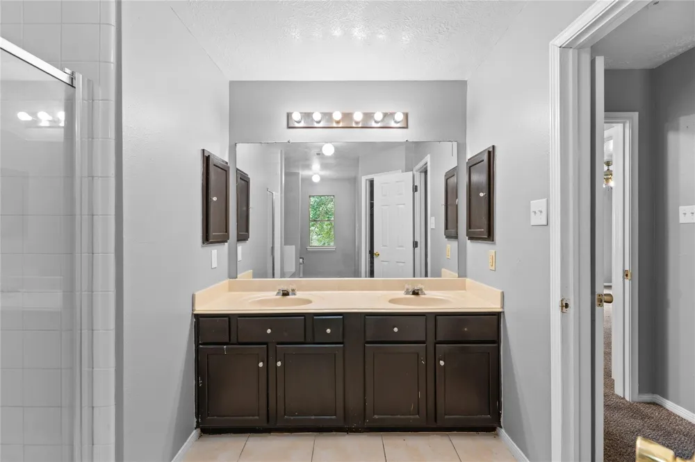 3802 Apple Hollow Lane Humble, TX 77396
