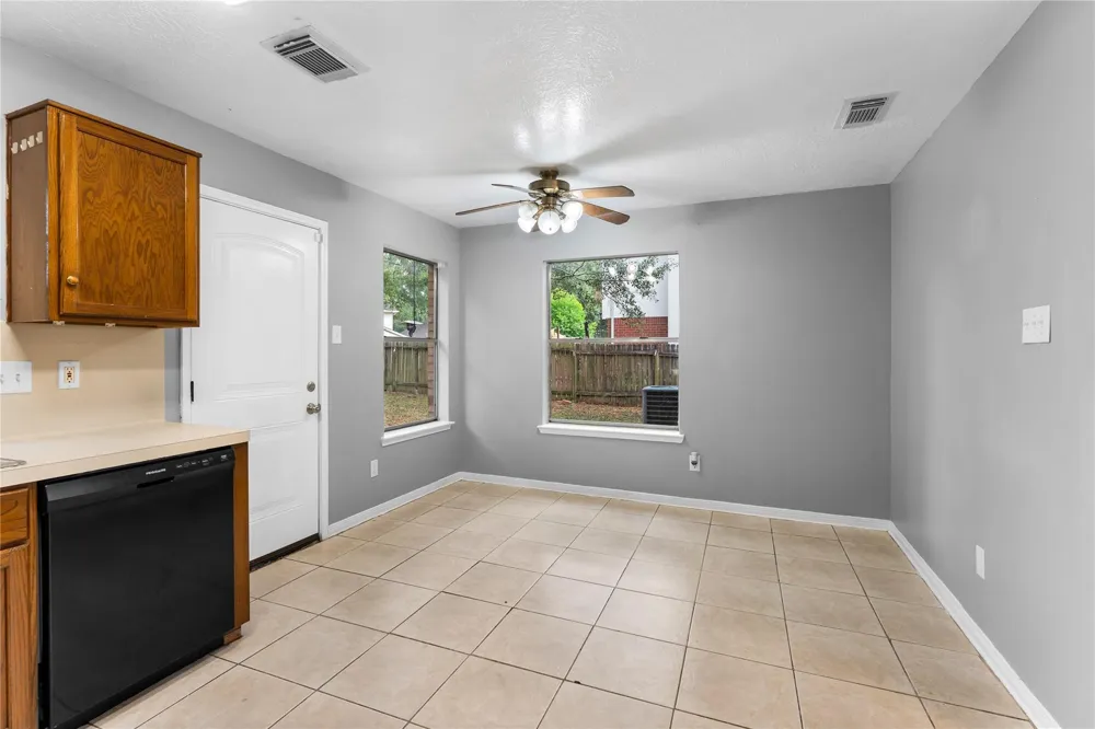 3802 Apple Hollow Lane Humble, TX 77396