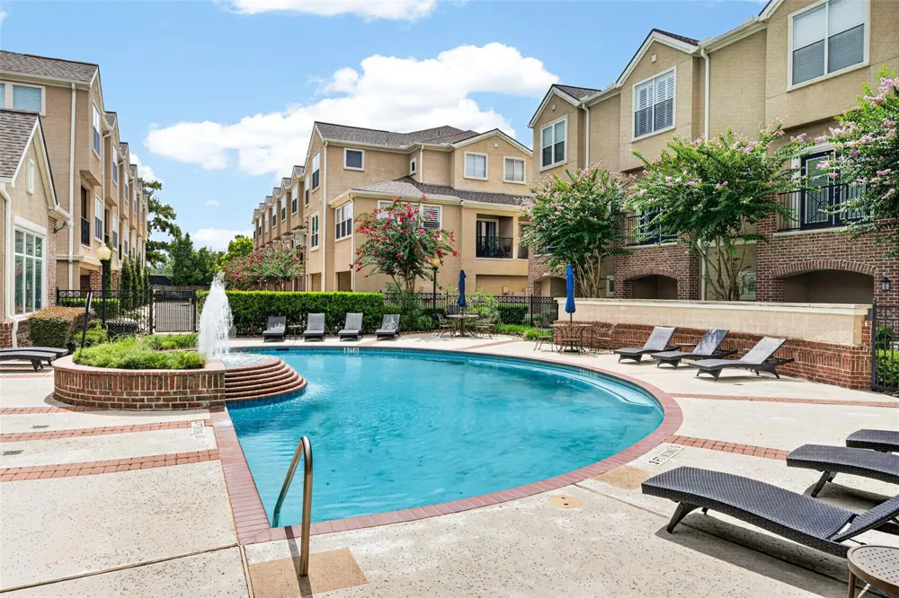 12707 Boheme Drive #803 Houston, TX 77024