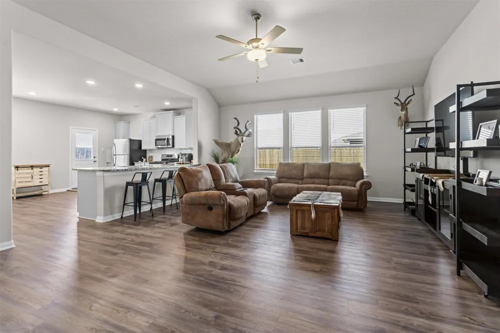 503 Turtle Dove Drive Sealy, TX 77474
