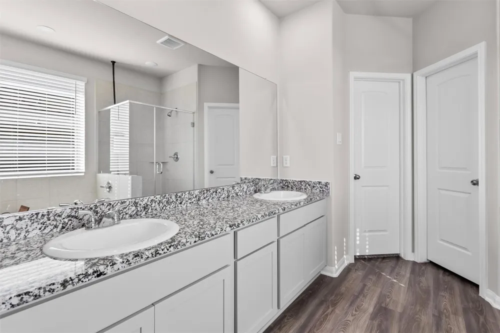 503 Turtle Dove Drive Sealy, TX 77474