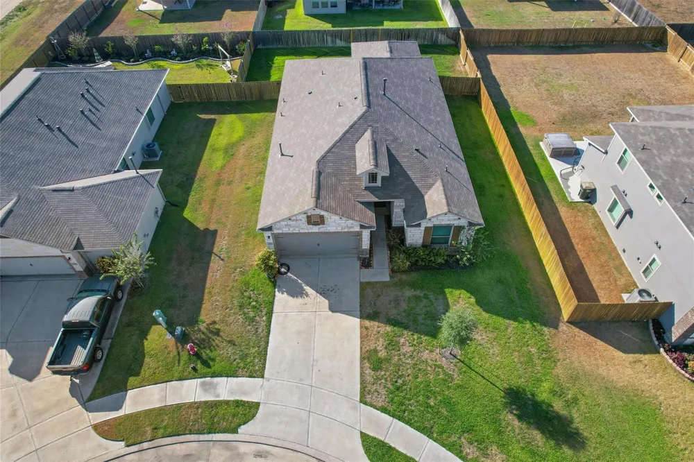 503 Turtle Dove Drive Sealy, TX 77474