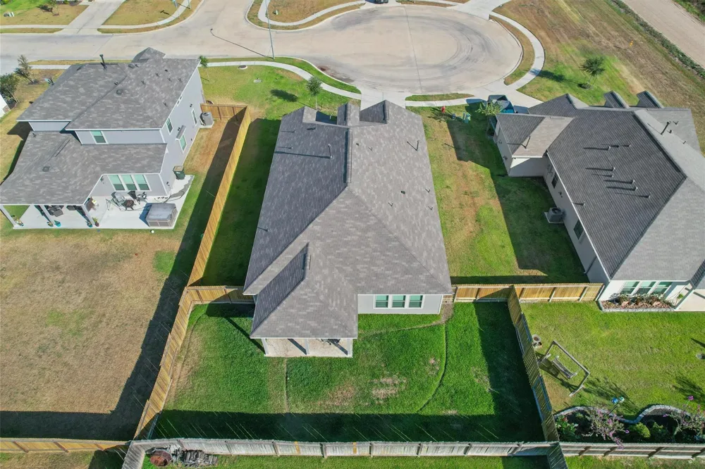 503 Turtle Dove Drive Sealy, TX 77474
