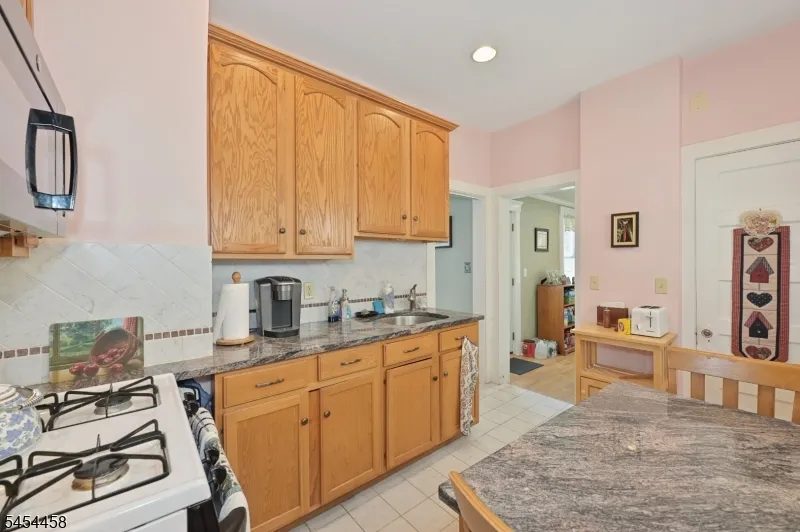 11 Concord Ave Maplewood, NJ 07040