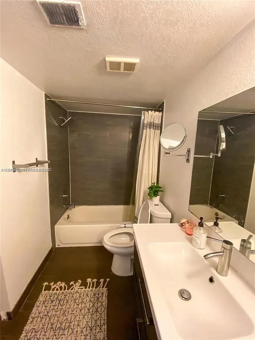 13090 Vista Isles Dr #125 Sunrise, FL 33325