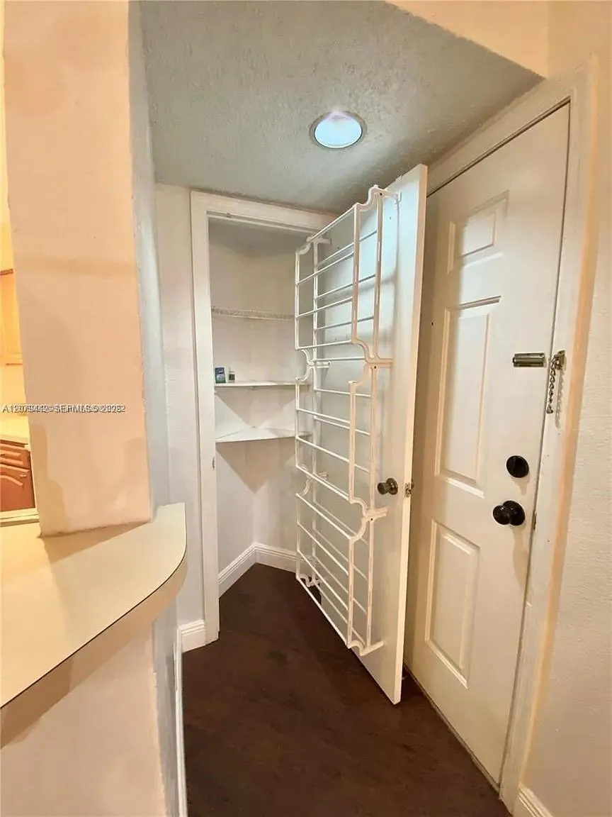 13090 Vista Isles Dr #125 Sunrise, FL 33325