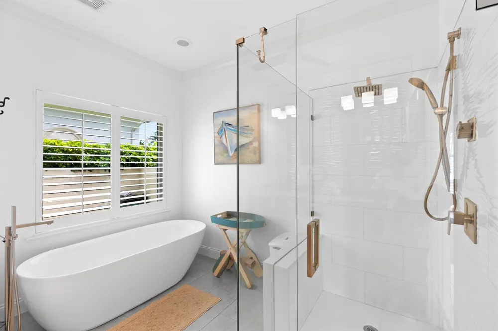 4210 NE 23rd Avenue Lighthouse Point, FL 33064