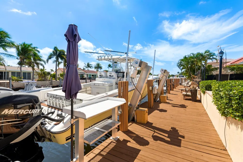 4210 NE 23rd Avenue Lighthouse Point, FL 33064