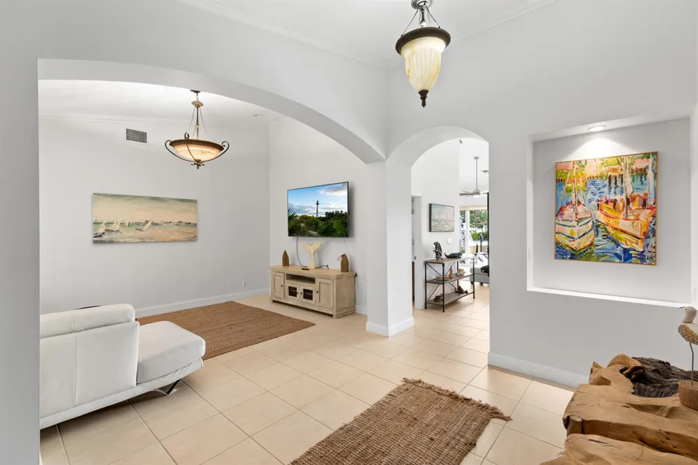 4210 NE 23rd Avenue Lighthouse Point, FL 33064