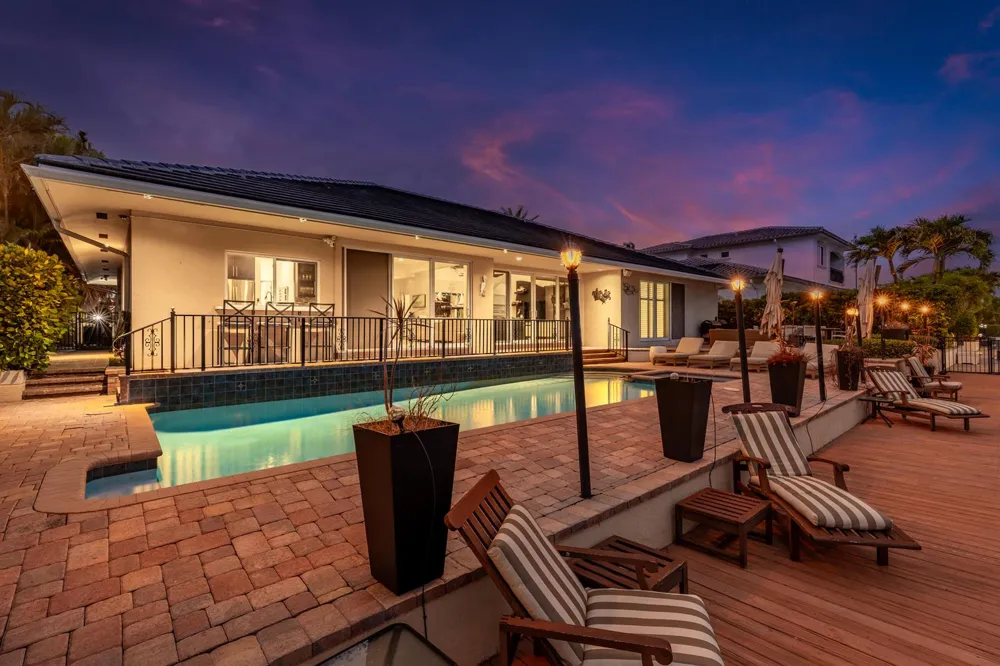 4210 NE 23rd Avenue Lighthouse Point, FL 33064