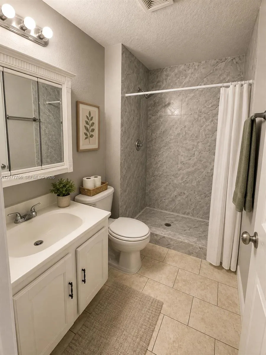 77 E 4th St #A104 Hialeah, FL 33010