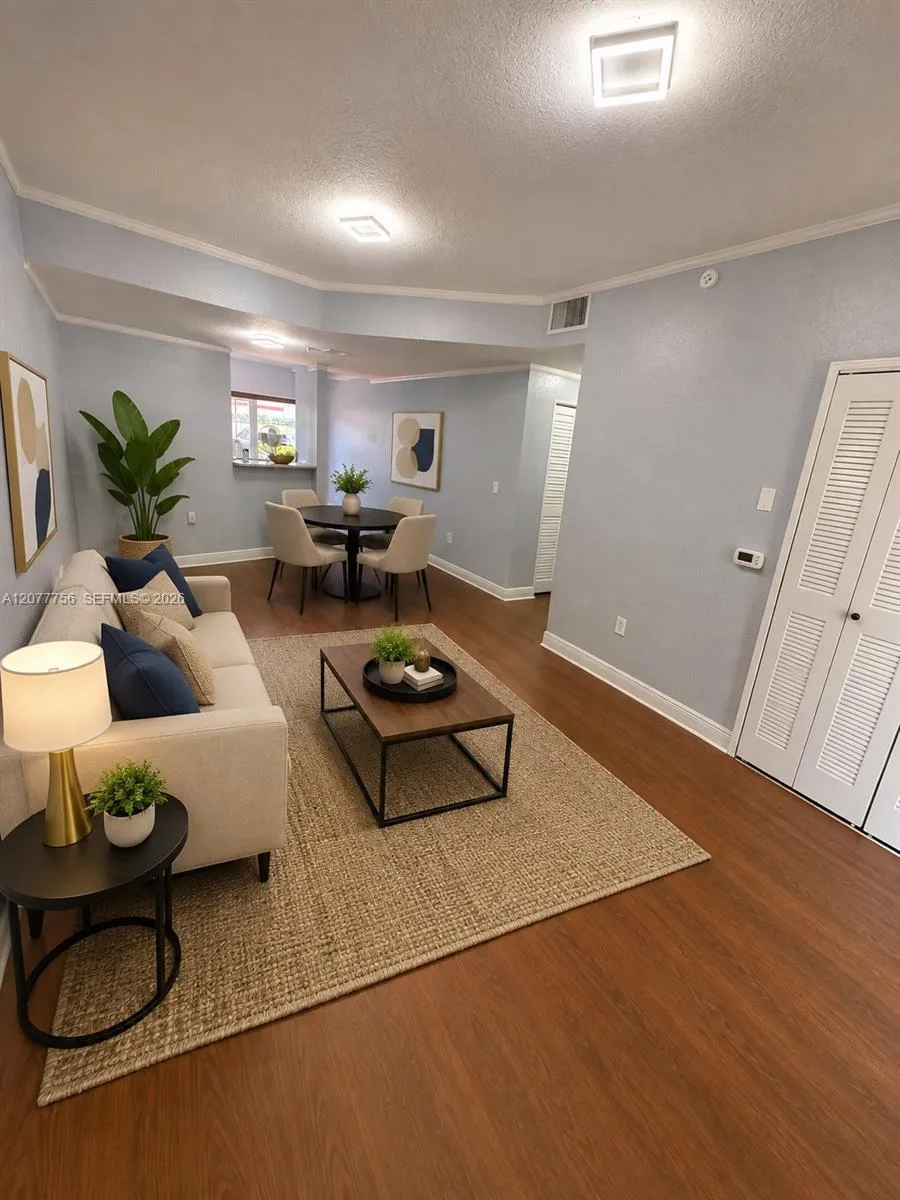 77 E 4th St #A104 Hialeah, FL 33010