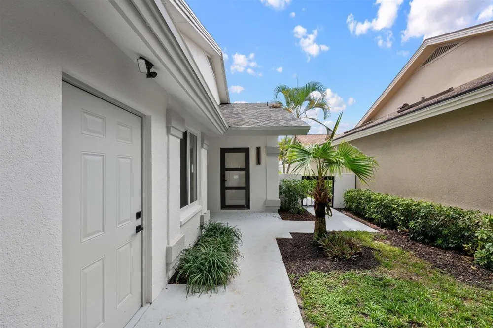126 Cape Pointe Circle Jupiter, FL 33477