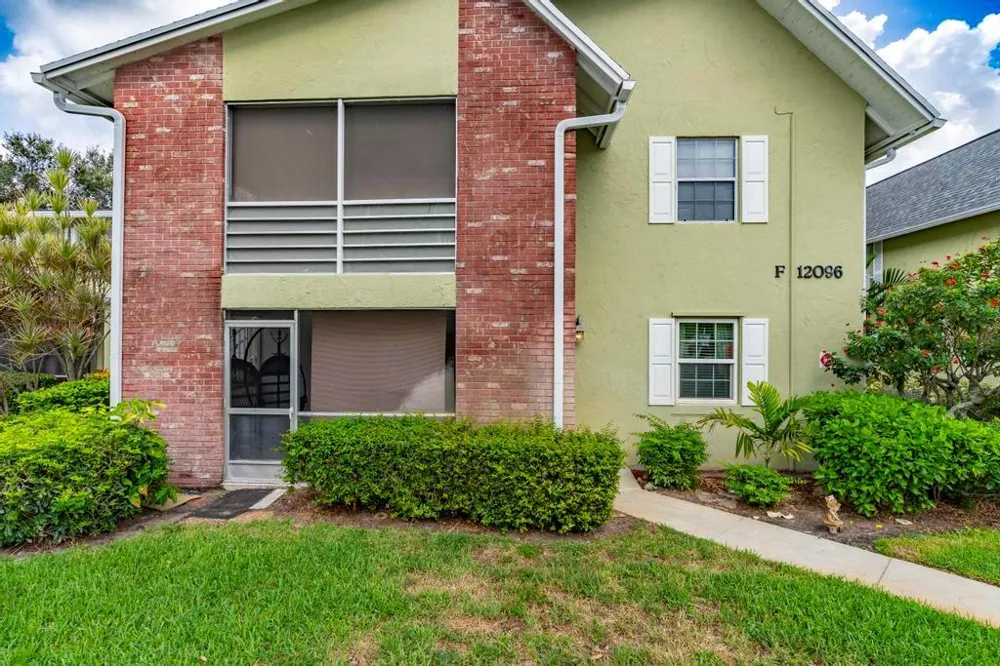 12096 FL A1AAlt #F3 Palm Beach Gardens, FL 33410