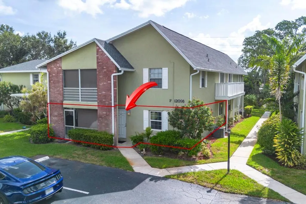 12096 FL A1AAlt #F3 Palm Beach Gardens, FL 33410