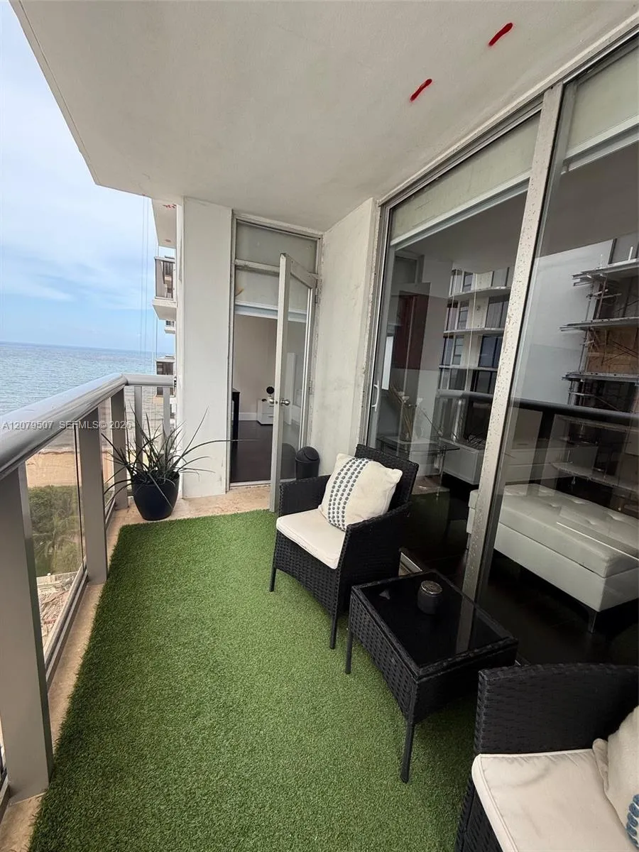 6039 Collins Ave #1505 Miami Beach, FL 33140
