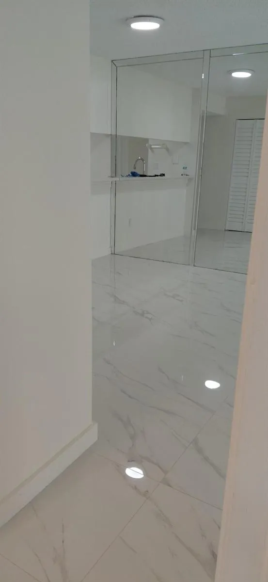 18276 MEDITERRANEAN BOULEVARD #4-6 Hialeah, FL 33015