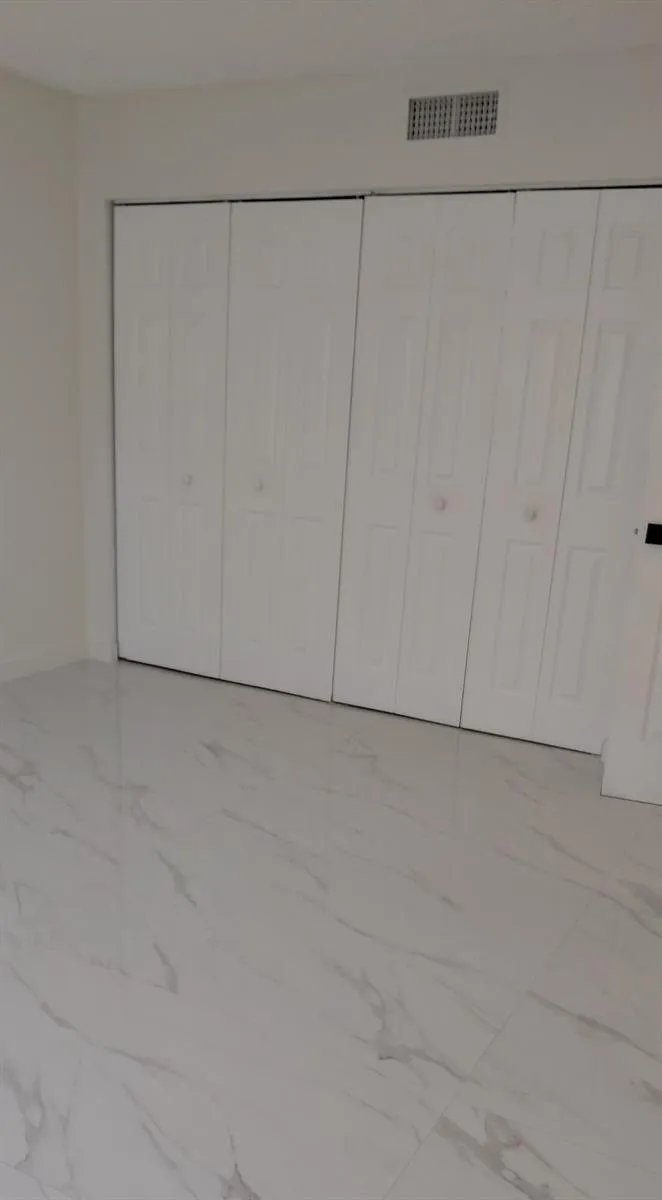 18276 MEDITERRANEAN BOULEVARD #4-6 Hialeah, FL 33015