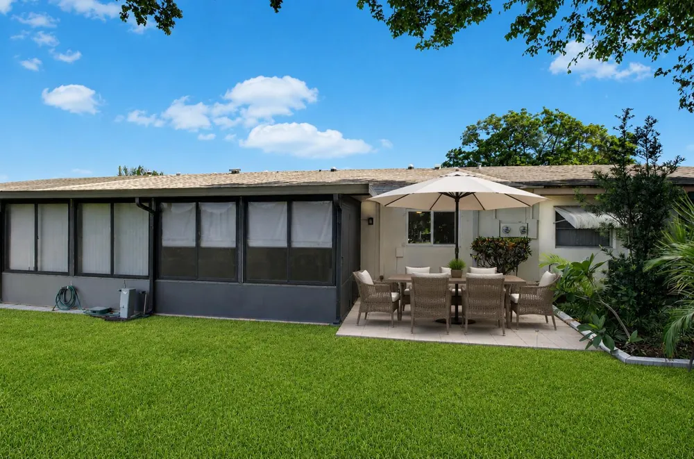 6070 La Palma Lane Delray Beach, FL 33484