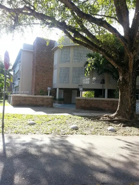 6580 Santona St #A3