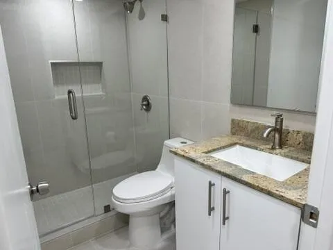 7345 W 4TH AVENUE #403 Hialeah, FL 33014