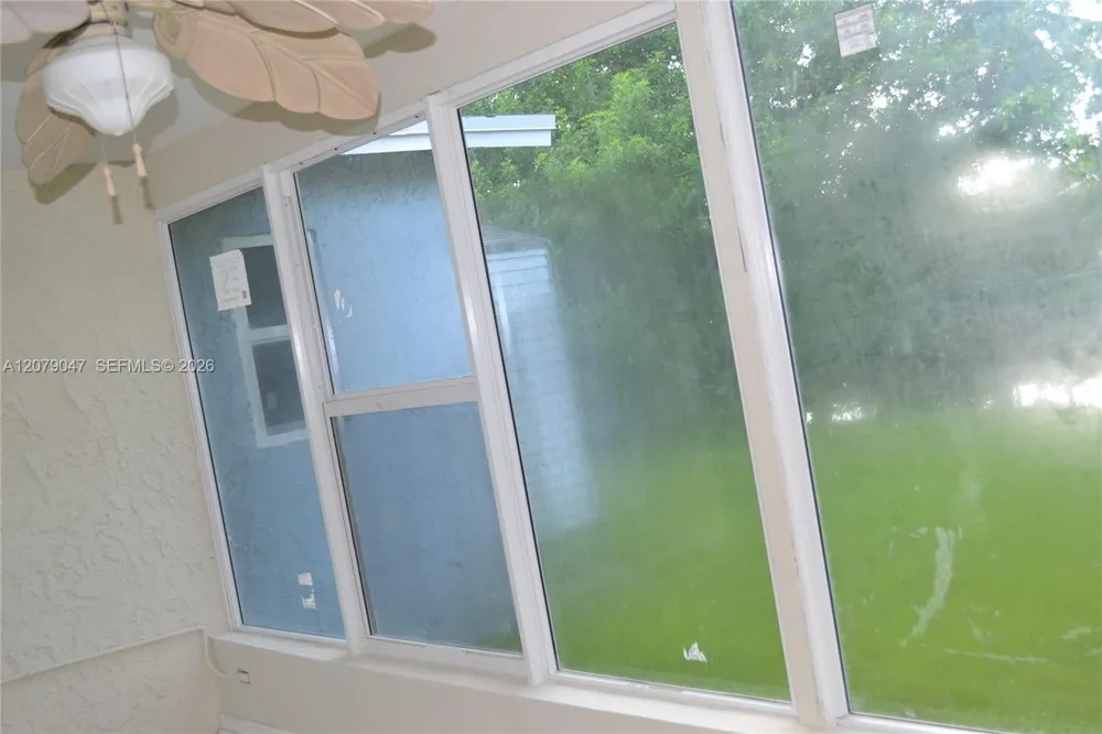 8350 NW 27th Pl Sunrise, FL 33322
