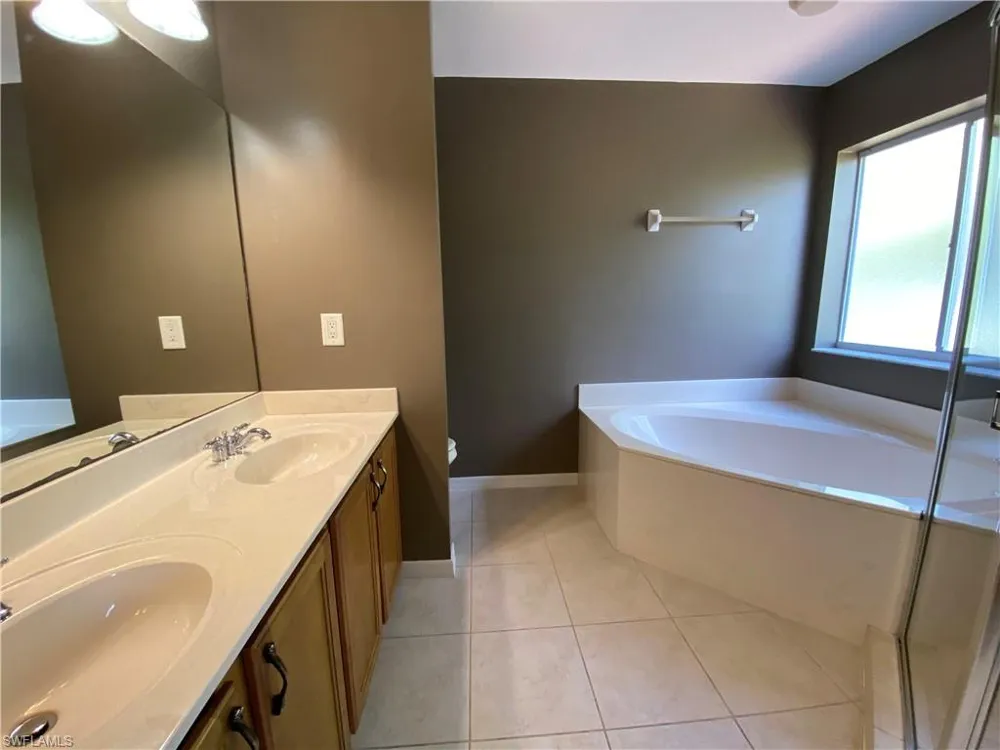 3359 Dandolo Circle Cape Coral, FL 33909