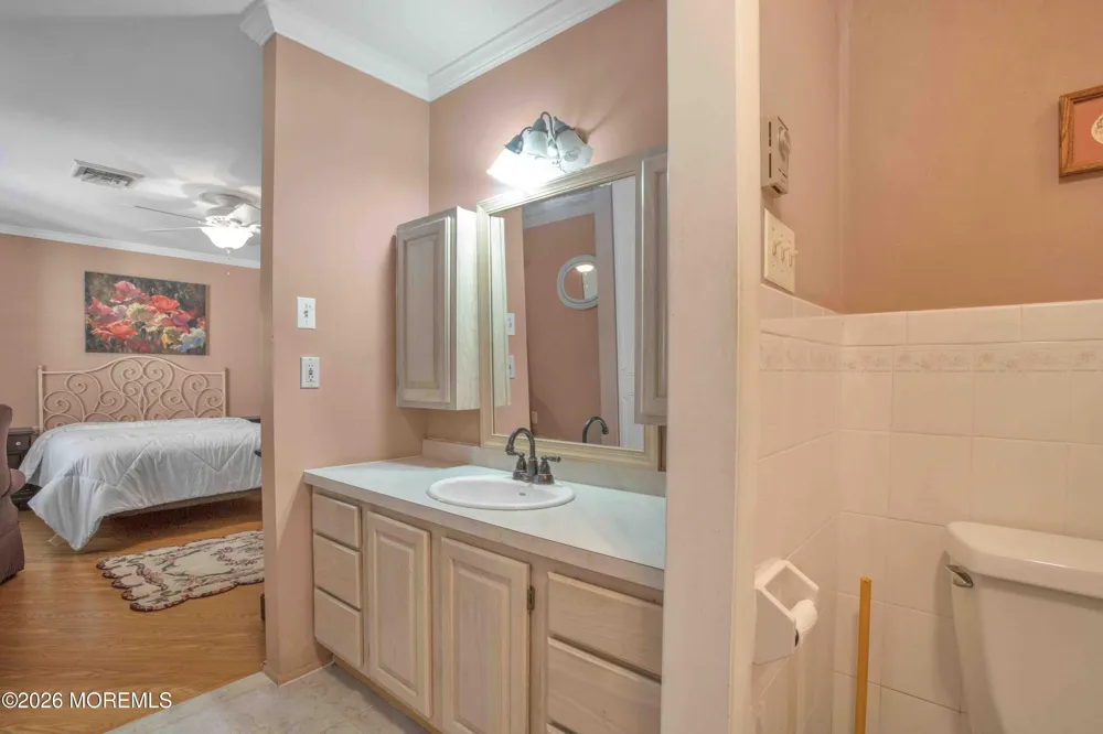 211 Huntington Drive Lakewood, NJ 08701
