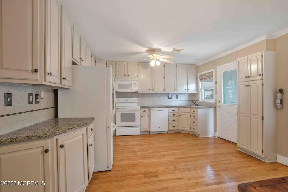 211 Huntington Drive Lakewood, NJ 08701