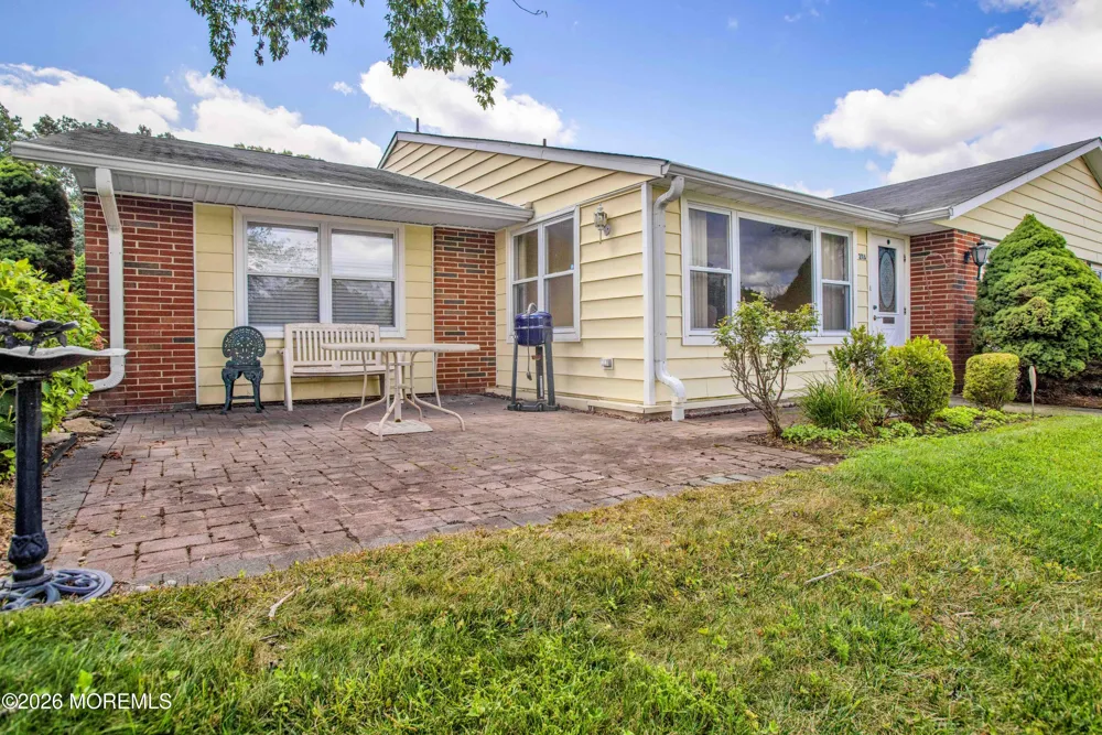 211 Huntington Drive Lakewood, NJ 08701