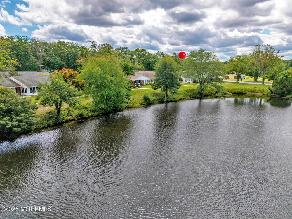 211 Huntington Drive Lakewood, NJ 08701