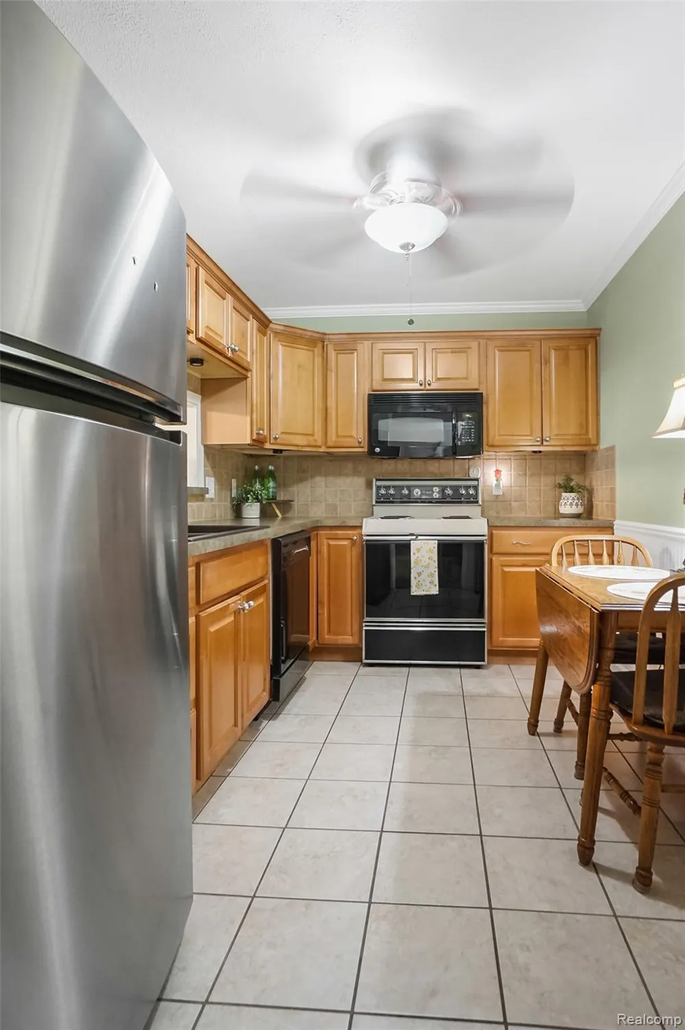 17973 University Park Drive Livonia City, MI 48152