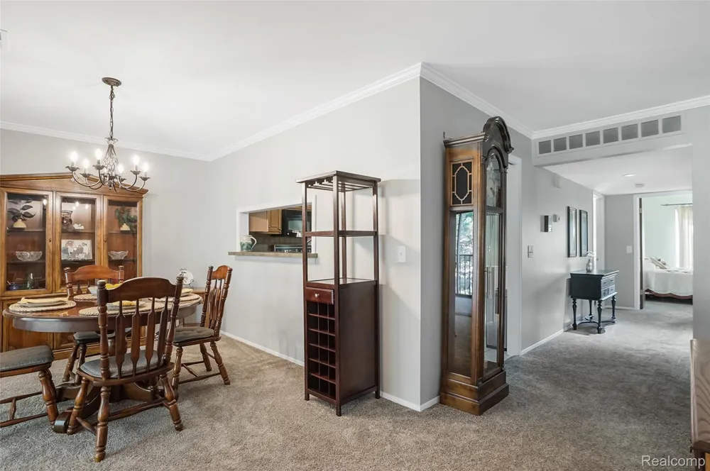 17973 University Park Drive Livonia City, MI 48152