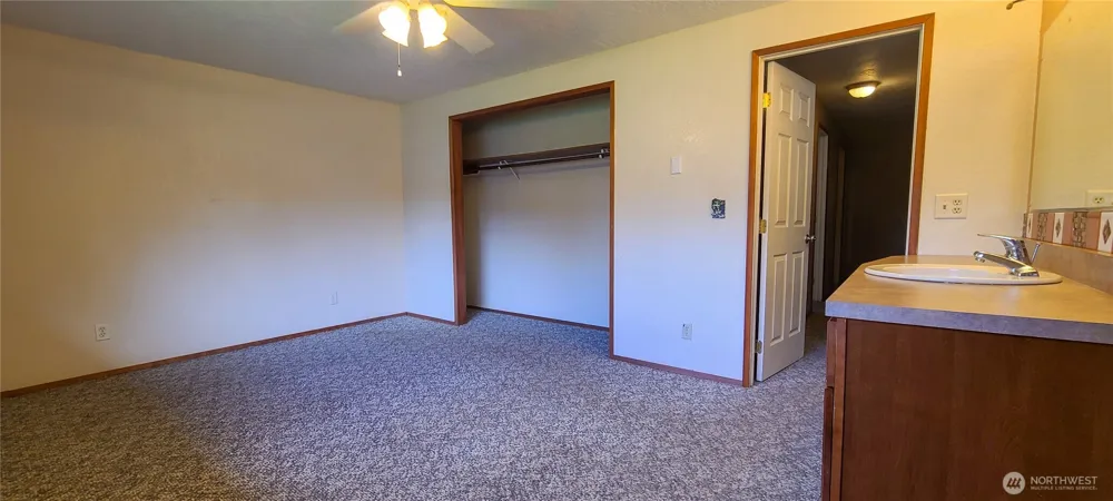 131 19 Brim Road Onalaska, WA 98570