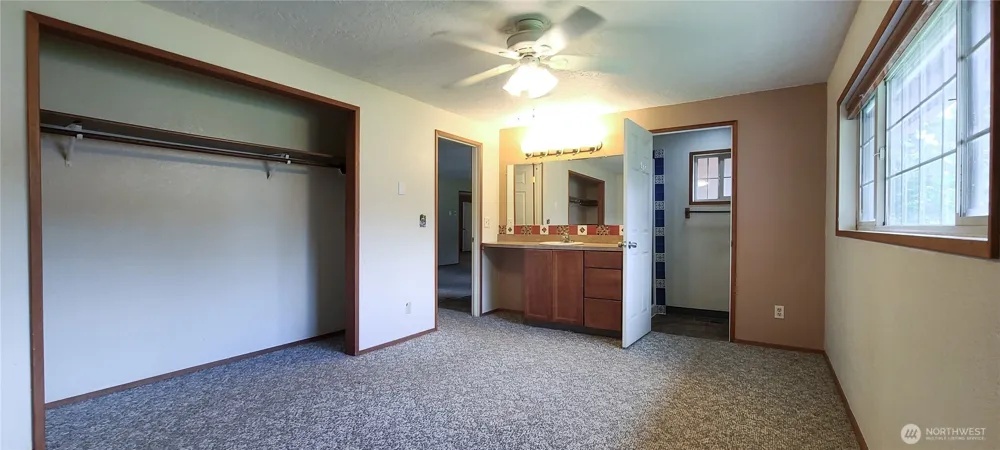 131 19 Brim Road Onalaska, WA 98570