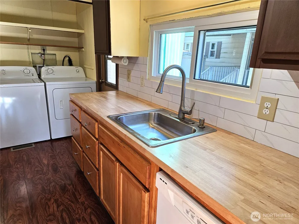 5220 176th Street SW #46 Lynnwood, WA 98037