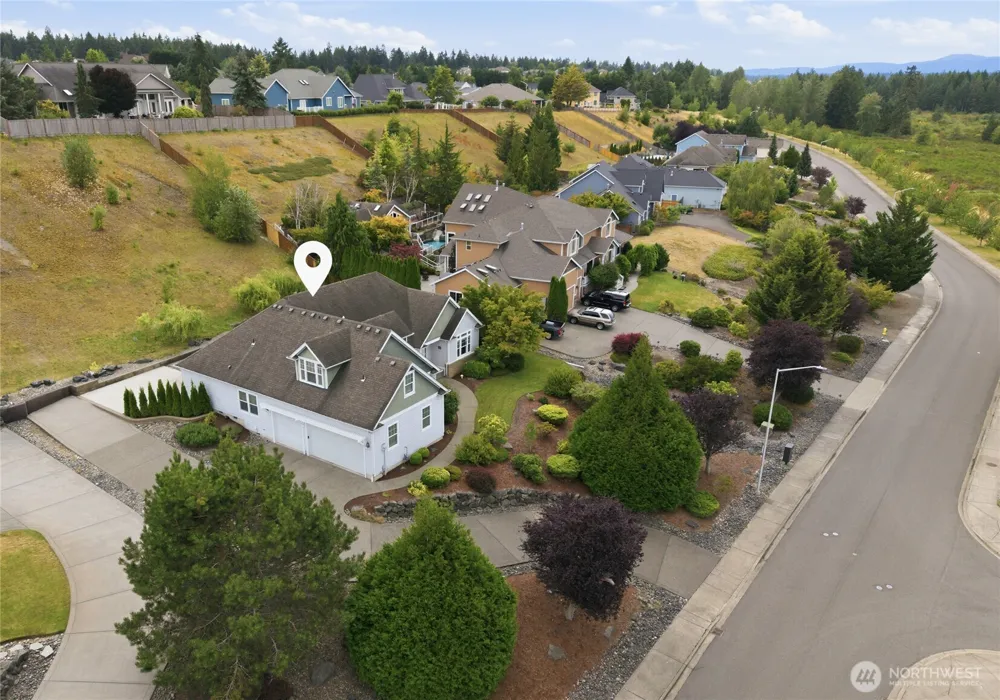 9245 Piperhill Drive SE Olympia, WA 98513
