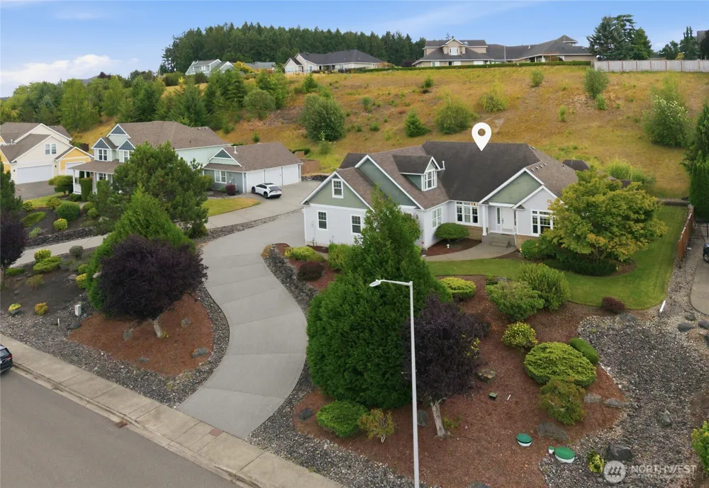 9245 Piperhill Drive SE Olympia, WA 98513