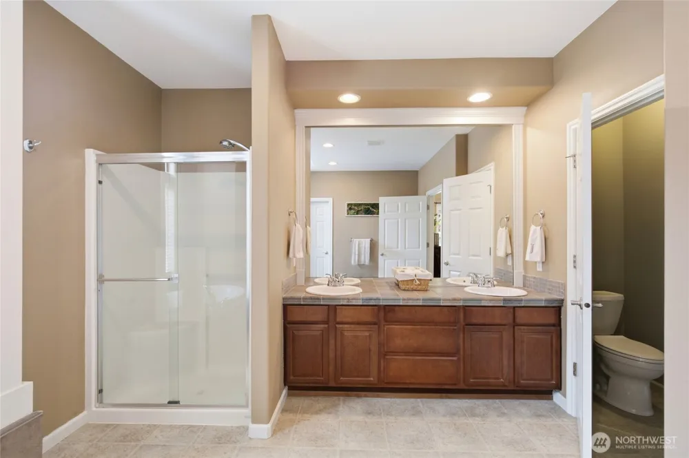 9245 Piperhill Drive SE Olympia, WA 98513